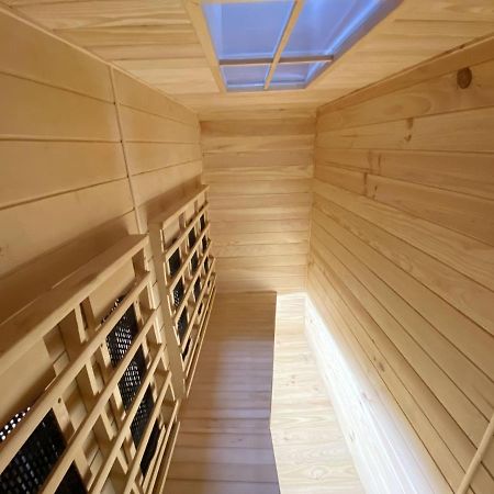 ריימס Le Clovis Suites Spa Sauna מראה חיצוני תמונה