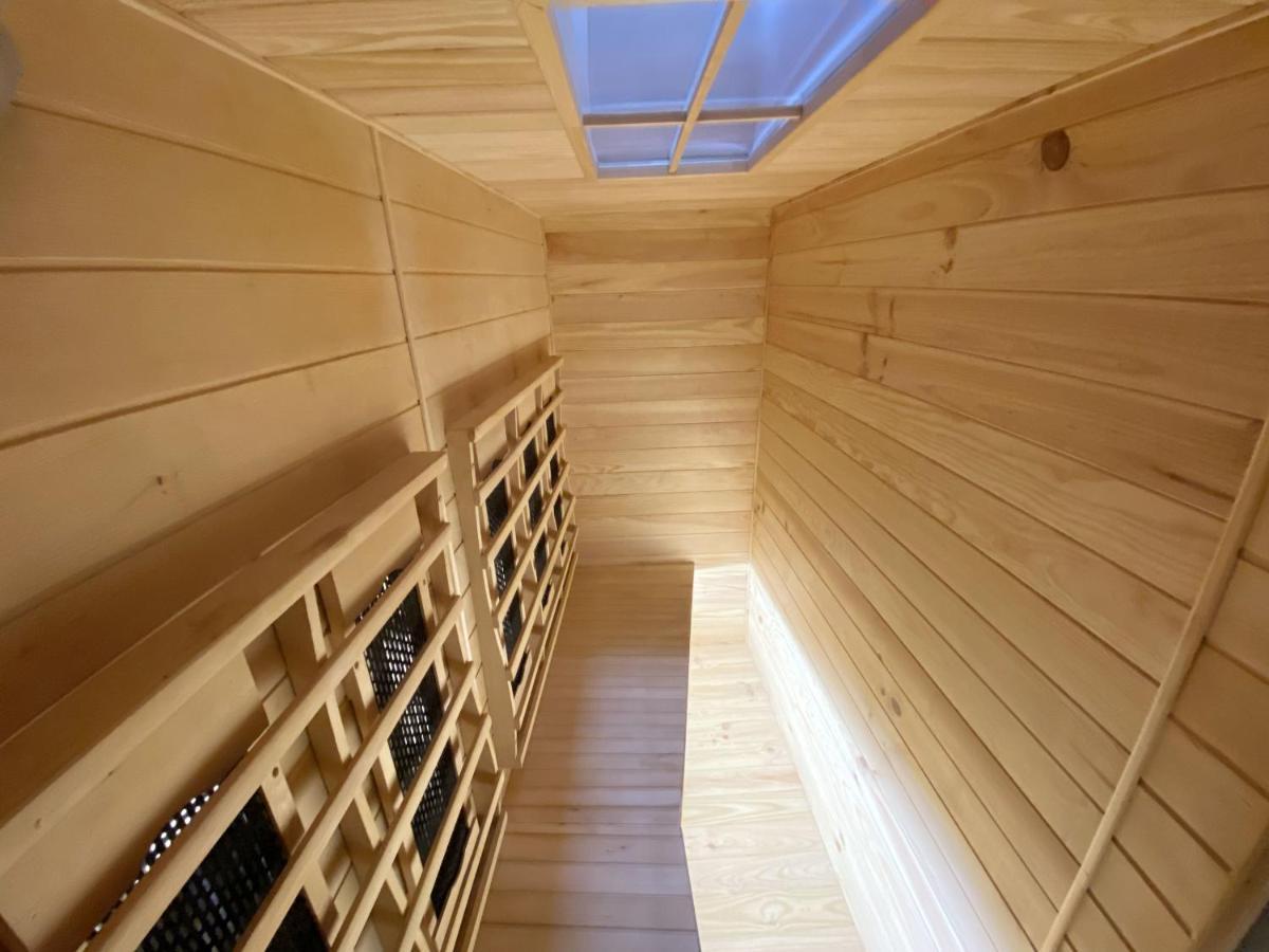 ריימס Le Clovis Suites Spa Sauna מראה חיצוני תמונה
